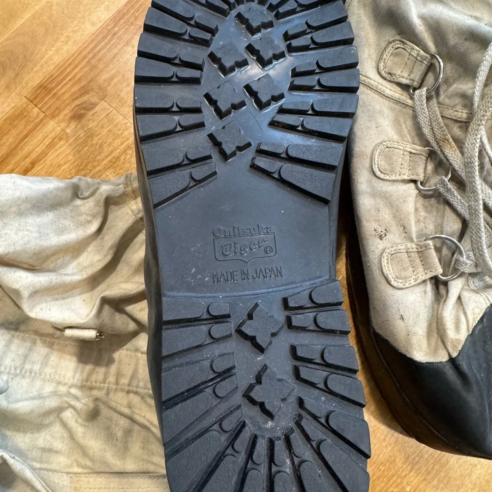 Onitsuka Tiger by Asics onitsuka tiger